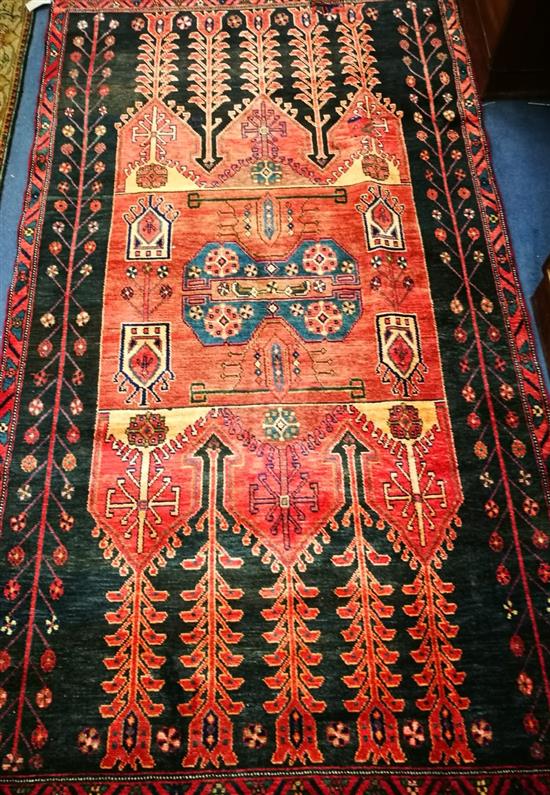 A Hamadan carpet 207cm. x 117cm.